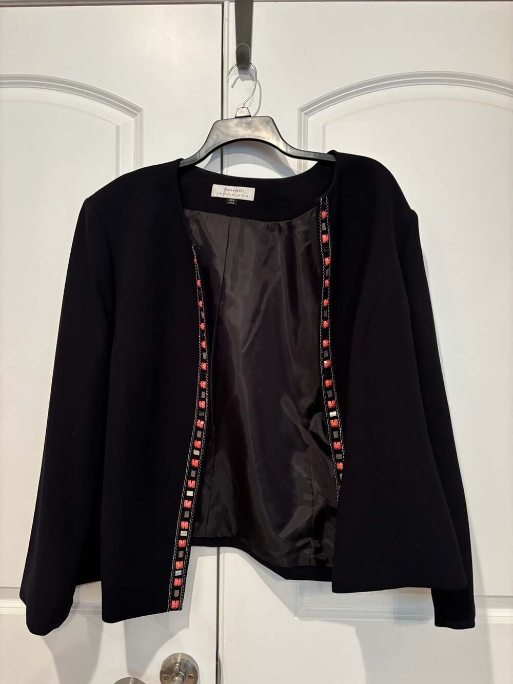 Tahari Arthur S. Levine Women's 22W Black Beaded Trim Open Front Jacket